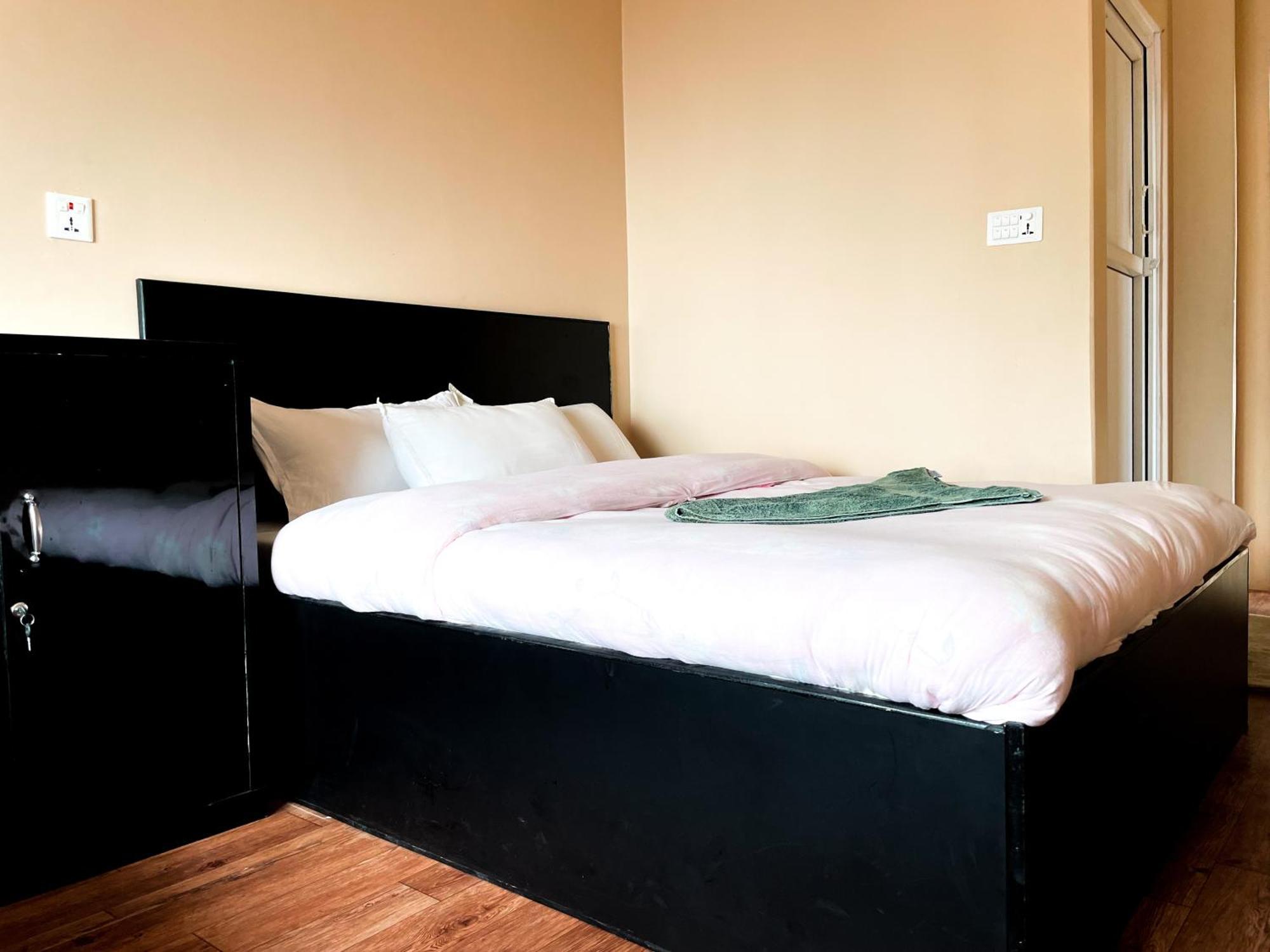 Yuriko Guest House 포카라 외부 사진