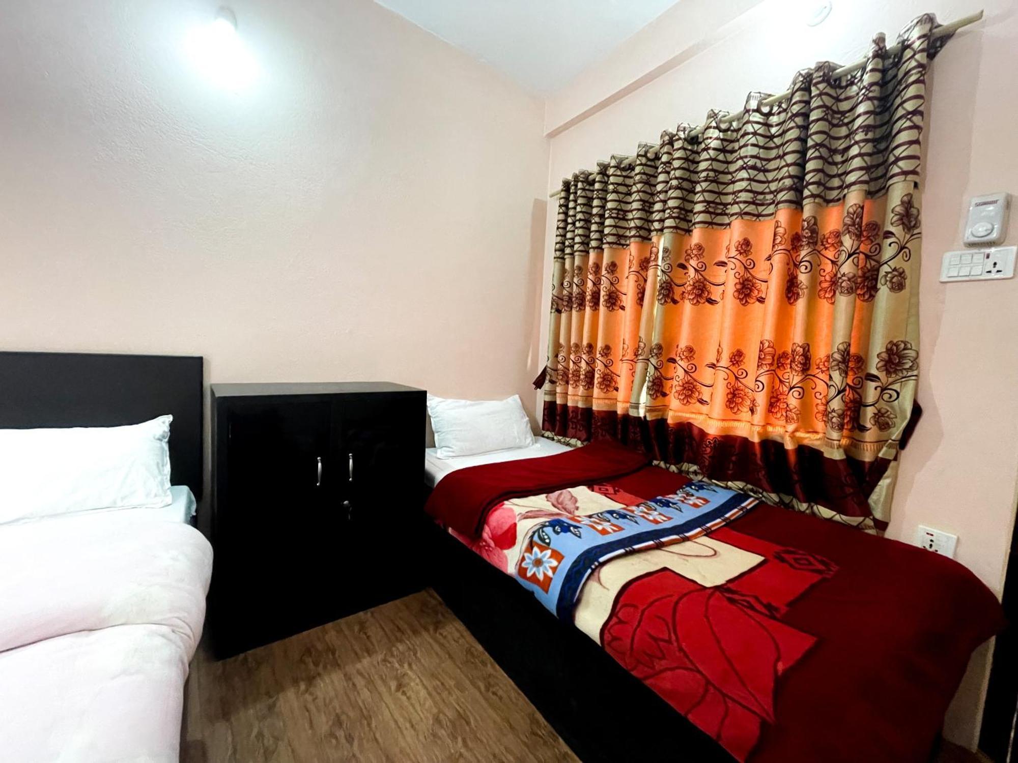 Yuriko Guest House 포카라 외부 사진