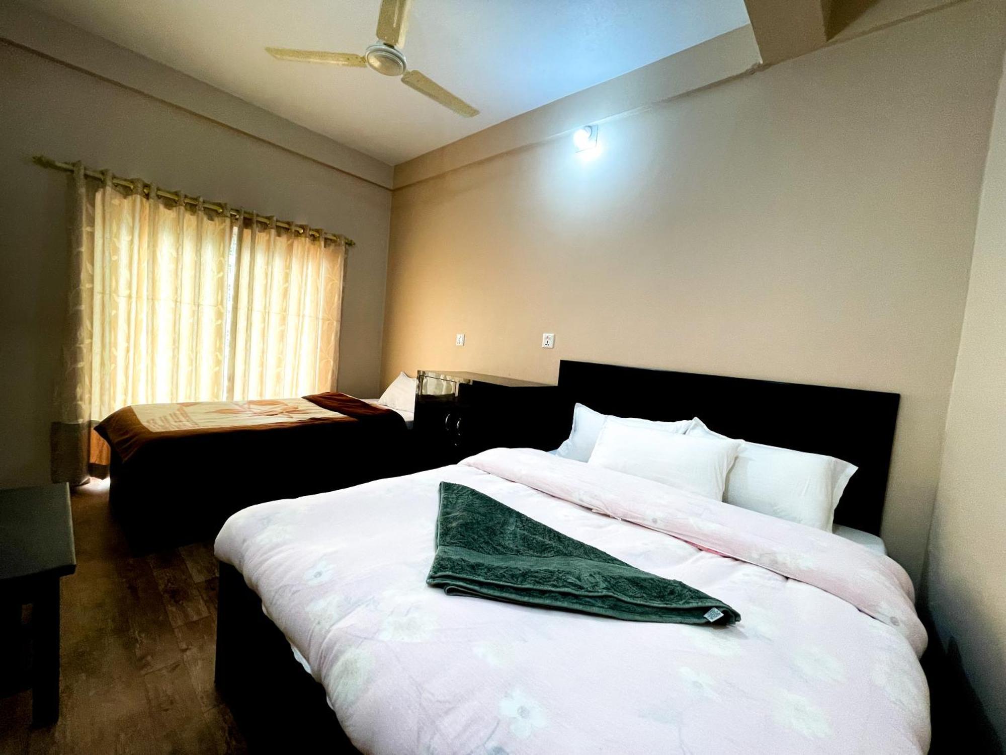 Yuriko Guest House 포카라 외부 사진